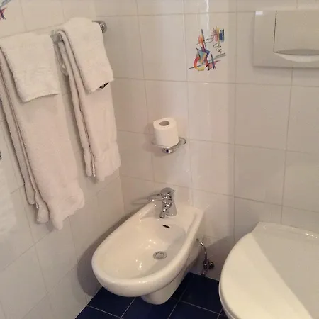 Garni Hofer Aparthotel 2*