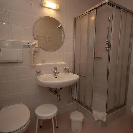 Garni Hofer Aparthotel