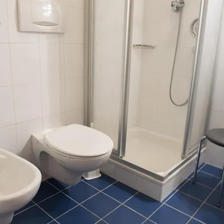 Garni Hofer Aparthotel Sexten