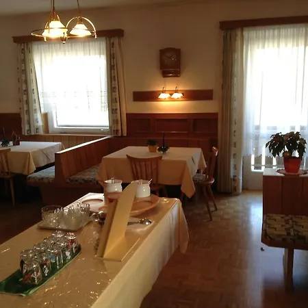 Aparthotel Garni Hofer Sexten
