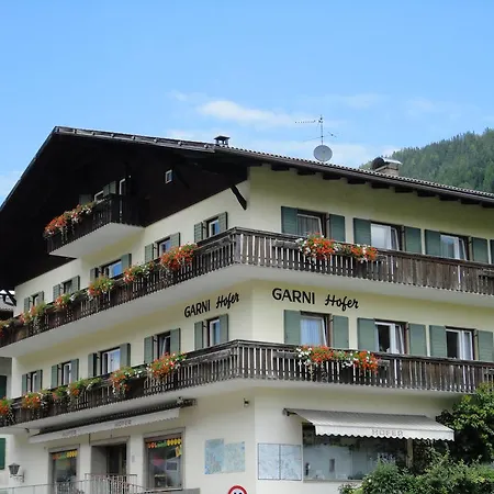 Garni Hofer 2*